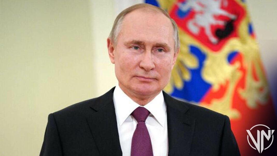 Putin llama a sus vecinos normalizar relaciones y no agravar la situación