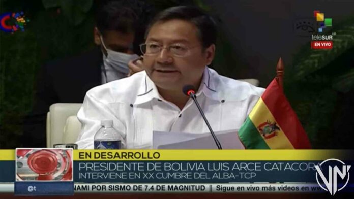Presidente de Bolivia condena mercantilización de la salud