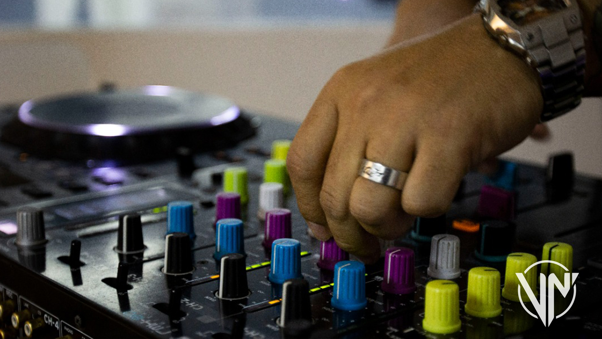 Especial | En Venezuela Reloop DJ Academy gradua profesionales para el mundo