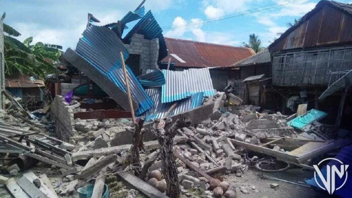 Sismo de magnitud 7,3 sacudió a Indonesia