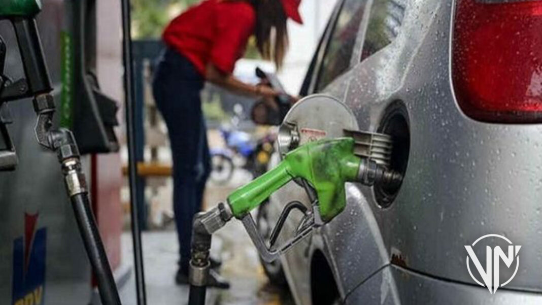 Por cobros irregulares intervienen estación de gasolina en Chacao