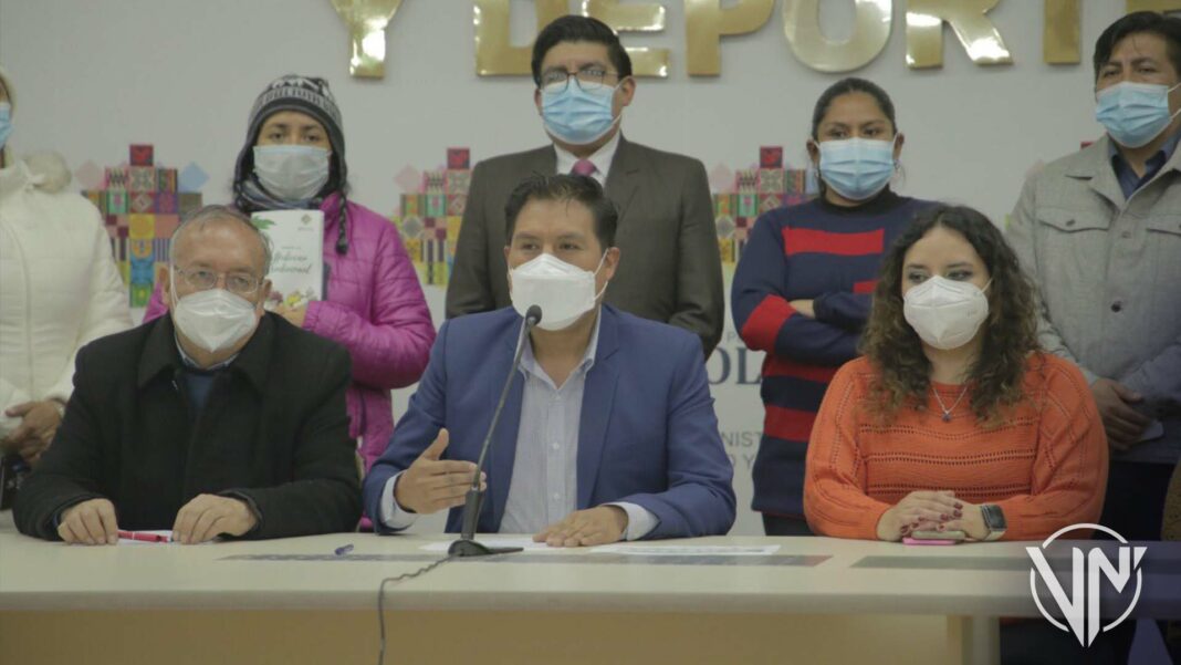 Bolivia decreta emergencia sanitaria por alza en positivos por covid-19