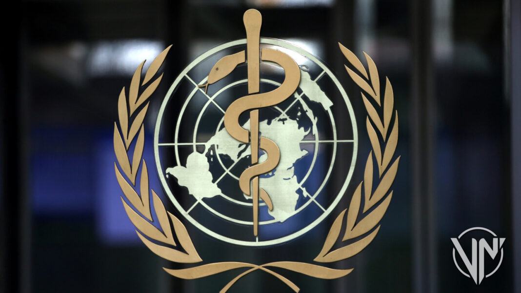 La Organización Mundial de la Salud (OMS) informó que existen 57.607 contagios y 22 muertes por la viruela símica desde el 1 de enero hasta el 12 de septiembre de 2022. Según el reporte, el número de casos nuevos informados semanalmente en el mundo ha disminuido en un 8,5% entre el 5 y el 11 de septiembre. También se agrega que, la mayoría de los casos notificados en las últimas cuatro semanas provienen de la región de las Américas (75%) y de la región de Europa (23,9%). Los países más afectados por la viruela símica, según la OMS De acuerdo a la OMS, los 10 países más afectados son: Estados Unidos con 21.504 casos. España con 6.892. Brasil posee 5.726 registros. Francia tenía hasta entonces 3.785. Alemania, por su parte, unos 3.530. Del mismo modo, Reino Unido (3.484), Perú (1.808), Canadá (1.321), Países Bajos (1.195) y Colombia (938). Juntos, estos países representan el 87,1% de los casos notificados a nivel mundial. Mencionan que en los últimos 7 días, 21 países reportaron un aumento en el número semanal de casos de viruela símica. Uno de ellos, es México. Asimismo, la OMS informó que 33 países no han informado nuevos casos de viruela símica en los últimos 21 días y Jordania ha sido el único país que ha informado de un primer caso en la última semana.