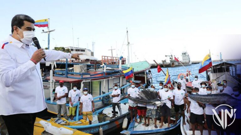 Presidente Maduro exige incorporar pescado a los CLAP