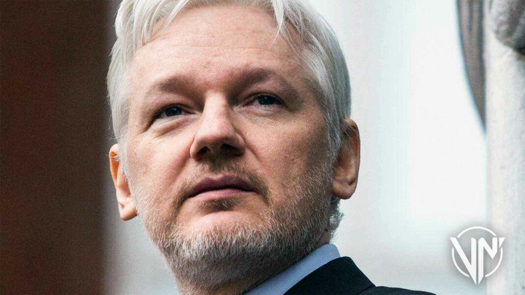 Tribunal emitirá fallo sobre apelación de extradición de Julian Assange