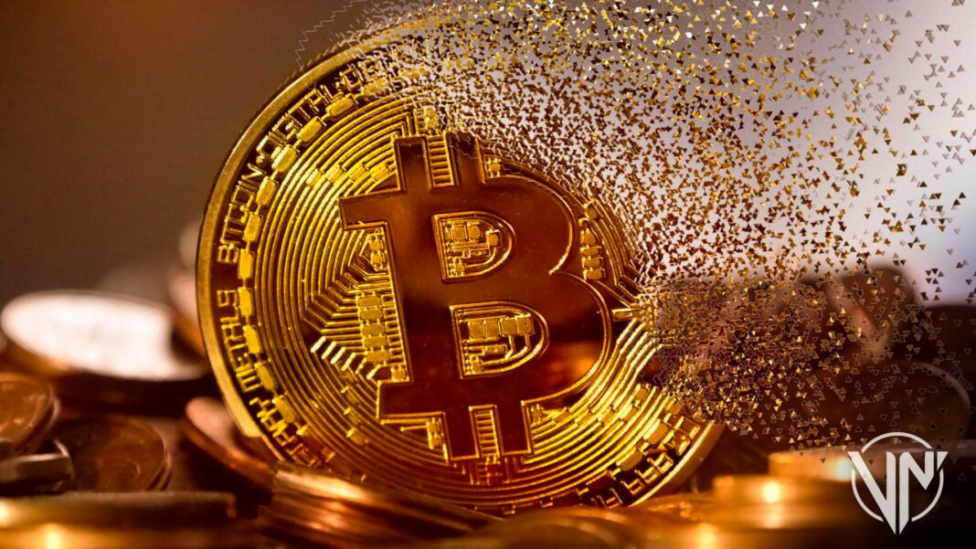 Bitcoin inicia año 2022 con números rojos