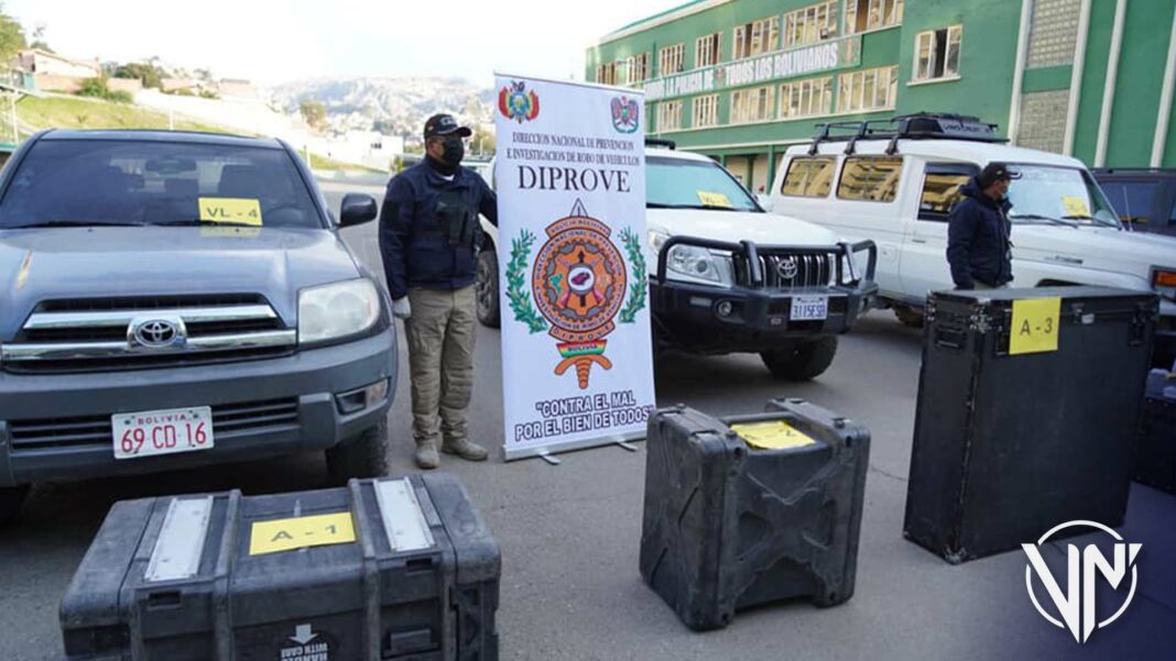 Personal del gobierno de facto avaló venta ilegal de vehículos por personal de Guaidó