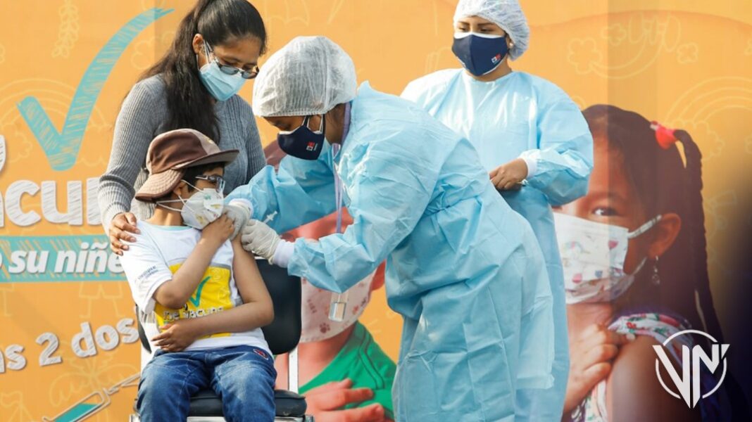 campaña de vacunación para niños en Perú