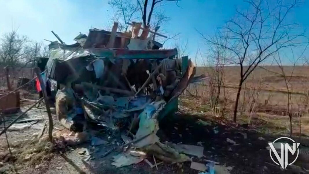 Lanzan proyectil desde Ucrania que destruye puesto de control ruso
