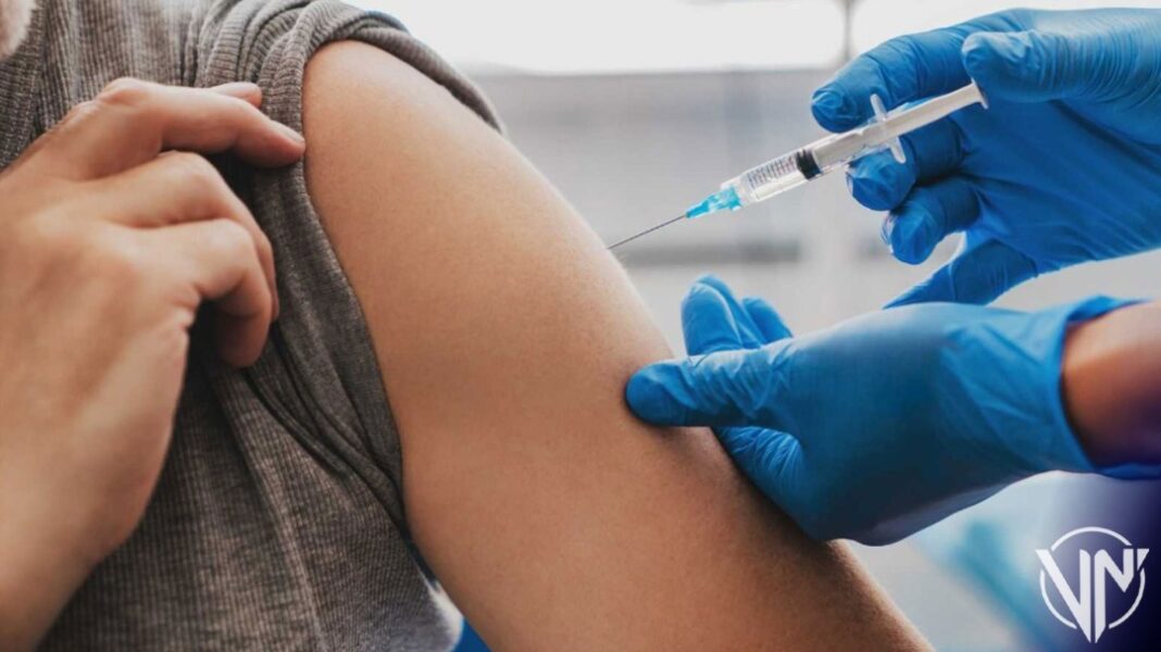 Austria impone vacunación obligatoria a mayores de 18 años