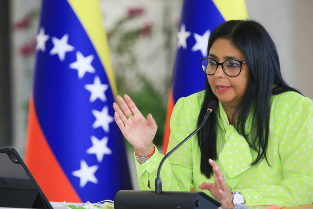 Vicepresidenta Delcy Rodríguez empresarios