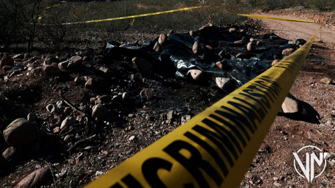 Hallan fosas comunes con restos de 26 personas en México