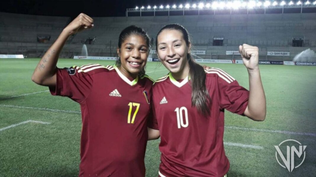 Vinotinto femenina Sub-17