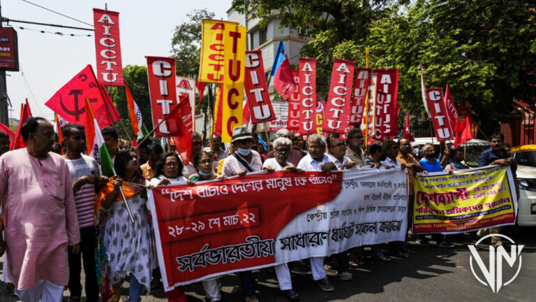 Segunda jornada de huelga nacional en India paraliza áreas del sector público
