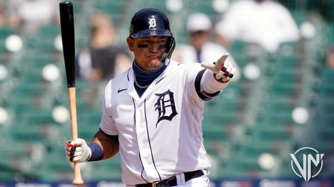 Miguel Cabrera se acerca a los 3 mil en MLB