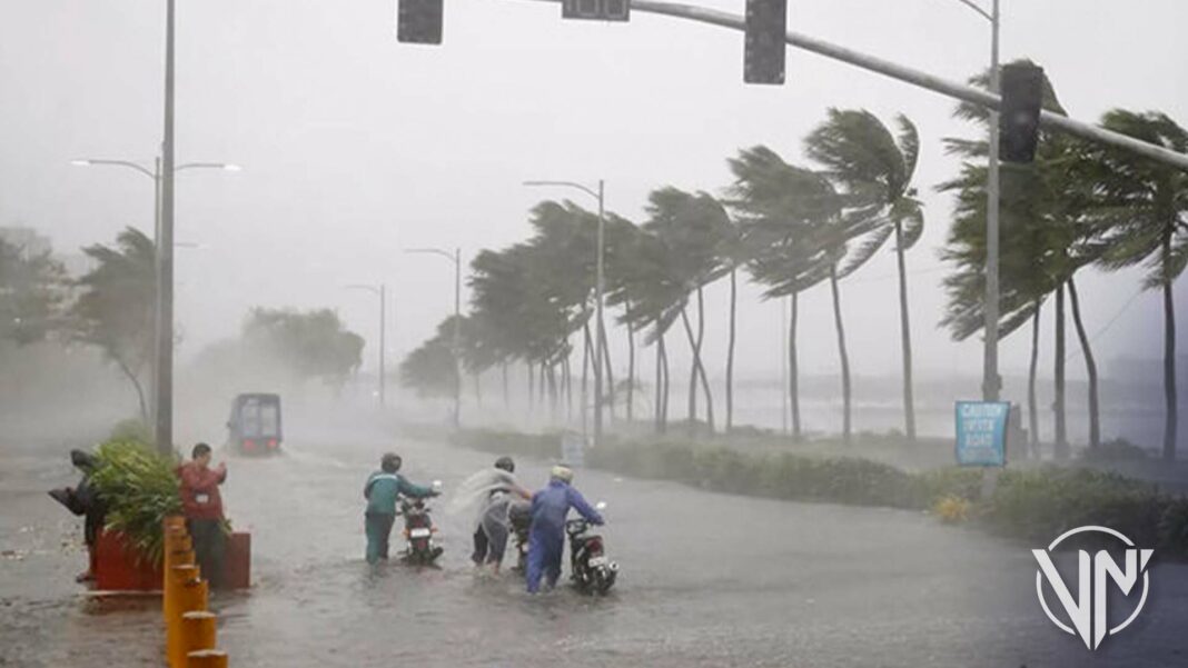 Al menos 20 fallecidos por tormenta tropical en Filipinas