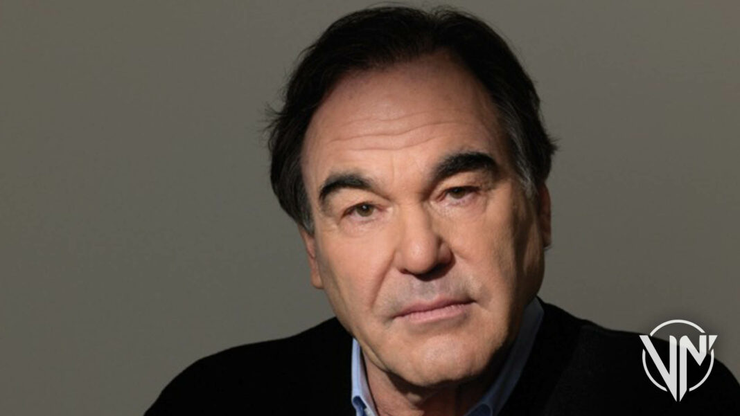 Oliver Stone denuncia que EEUU podría perpetrar ataque nuclear en Donbass