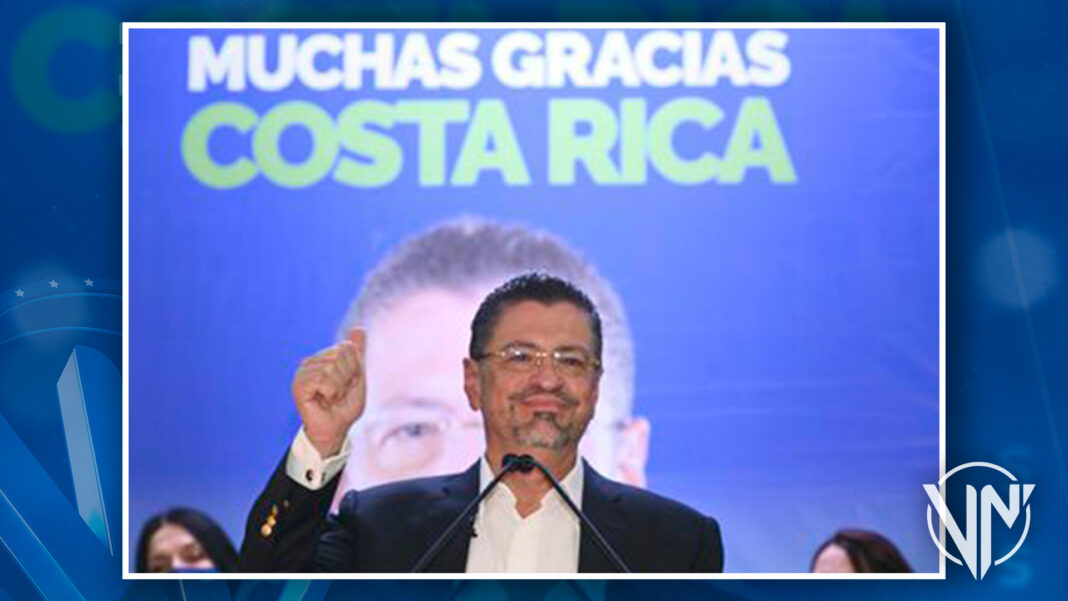 Rodrigo Chaves asume la Presidencia de Costa Rica