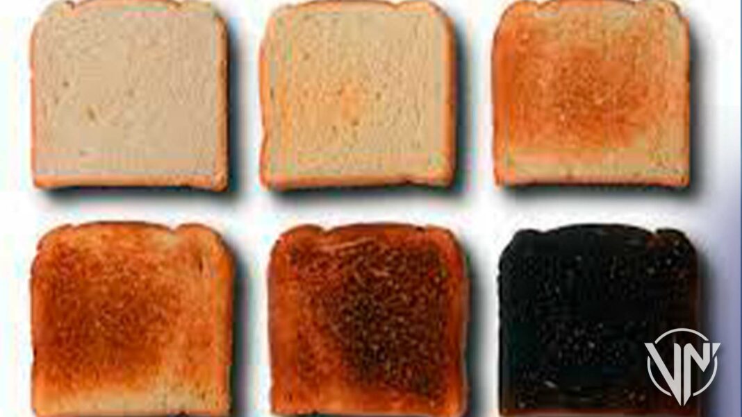 Estudio revela que el pan muy tostado libera toxina cancerígena