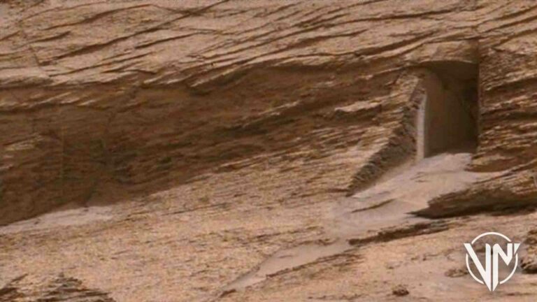 ¿Una puerta en Marte? la extraña foto que capturó la Nasa