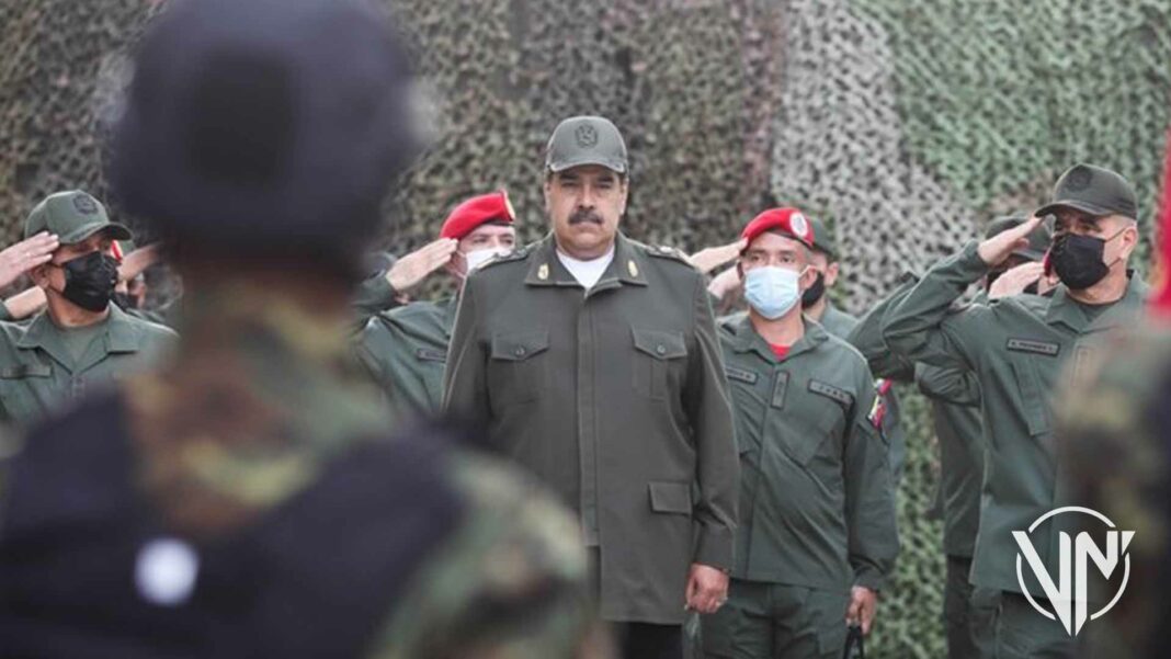 Maduro grupos armados