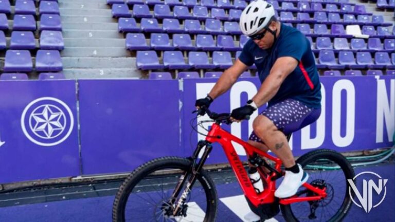 Ronaldo cumple su promesa: 500 km en bicicleta