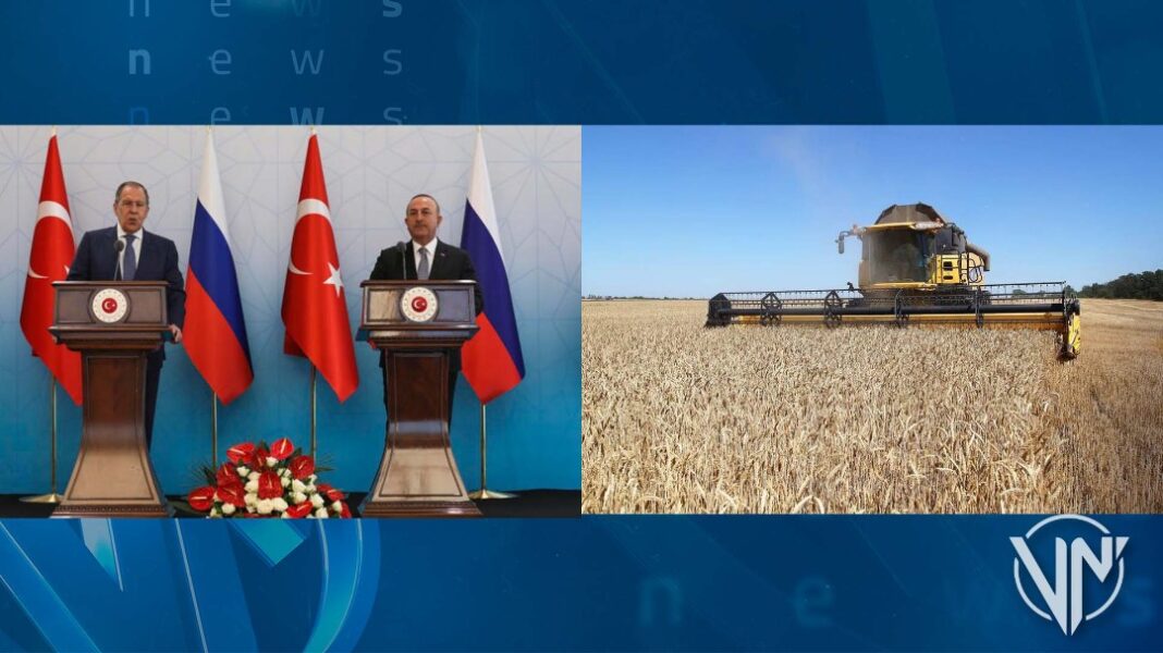 Türkiye aboga por abrir corredor de exportación de granos desde Ucrania