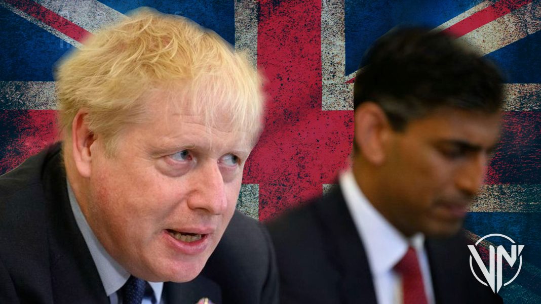 Boris Johnson afronta renuncias masivas en su gabinete