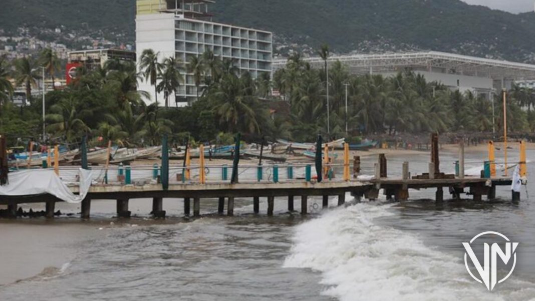 Tormenta tropical Frank avanza por costas de México