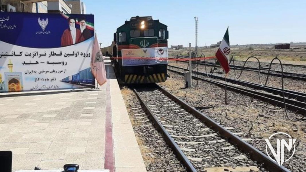 Primer tren de carga ruso llega a la India atravesando territorio iraní 