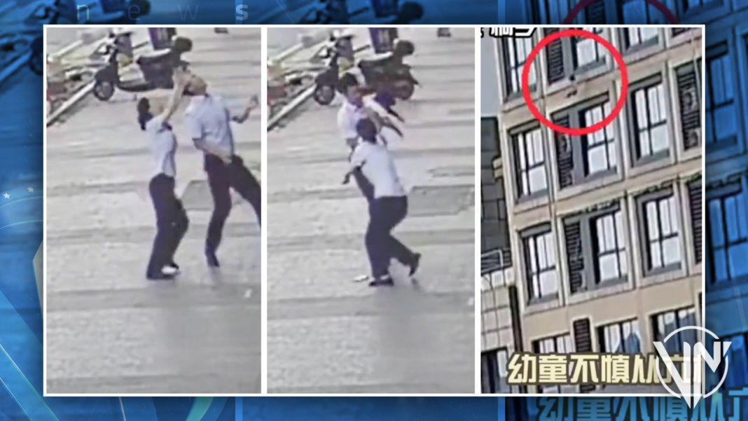 ¡Sorprendente! Hombre rescató a niña que cayó de un quinto piso en China (+Video)