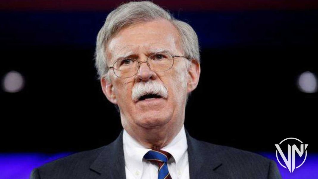 Bolton lamentó que Guaidó no concretara golpe de Estado en Venezuela