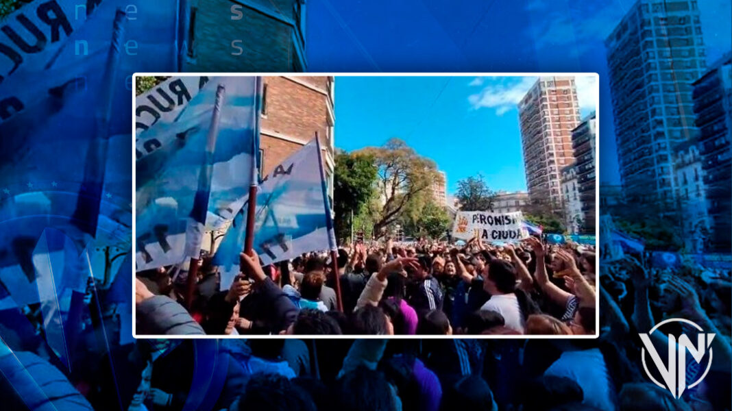 Argentinos se movilizaron en apoyo a Cristina Fernández (+Video)