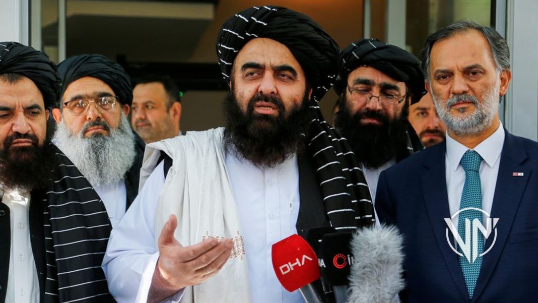 Estados Unidos y los talibanes acuerdan intercambio de prisioneros