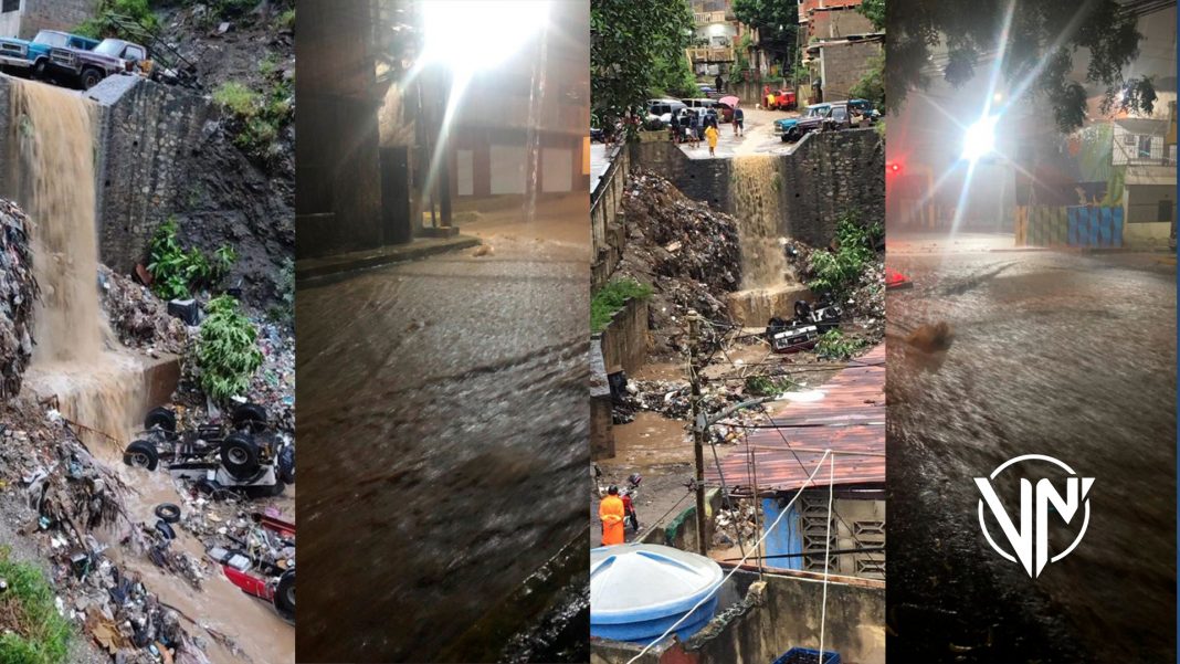 Fuertes lluvias en La Guaira dejan estragos y pérdida materiales (+Video)