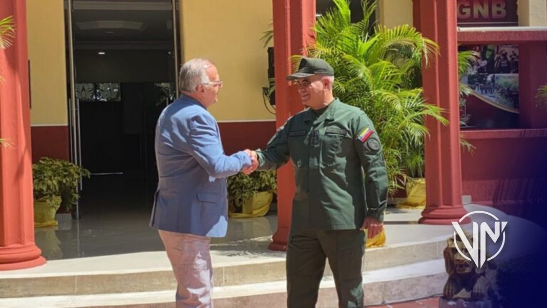 Ministro de Defensa colombiano