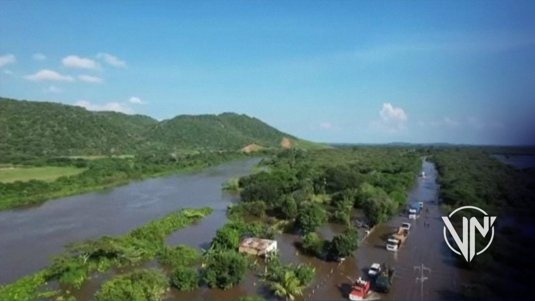 Restituyen tránsito de carga pesada en tramo Boca de Uchire-Clarines