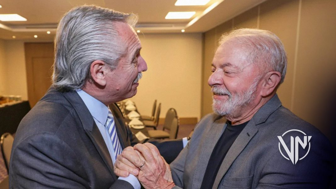 Alberto Fernández llegó a Brasil para reunirse con Lula (+Video)