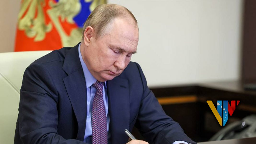 Putin reclama a Occidente por intentar reescribir la historia