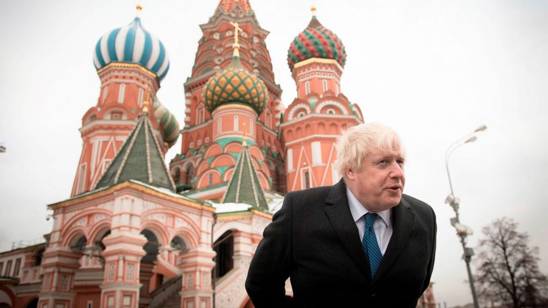 El Kremlin llama mentiroso a Boris Johnson sobre supuestas amenazas de Putin