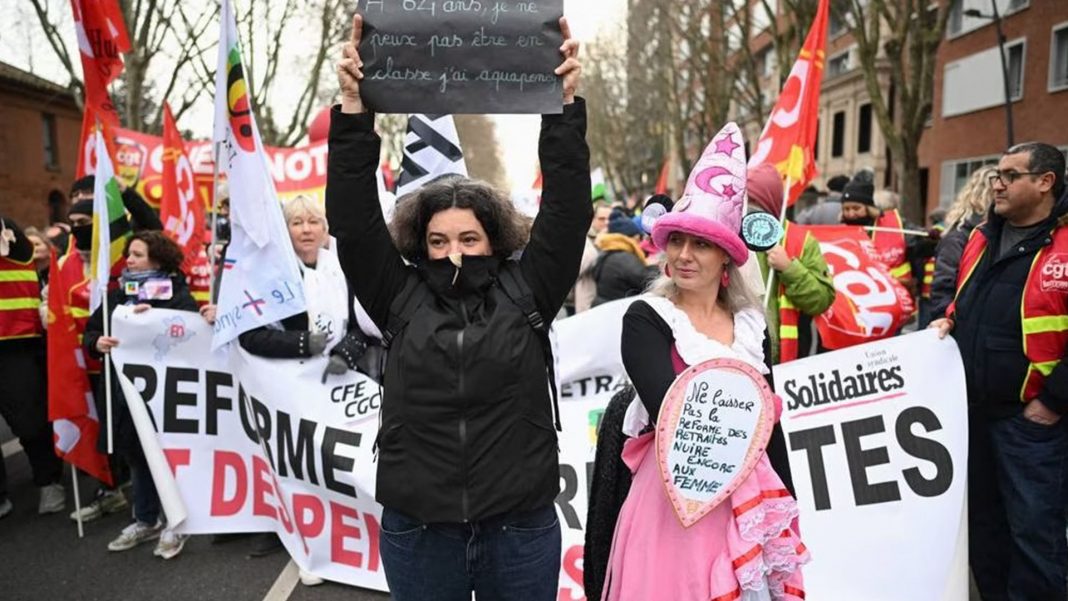 Nuevamente salen a las calles para protestas reforma de pensiones de Macron en Francia