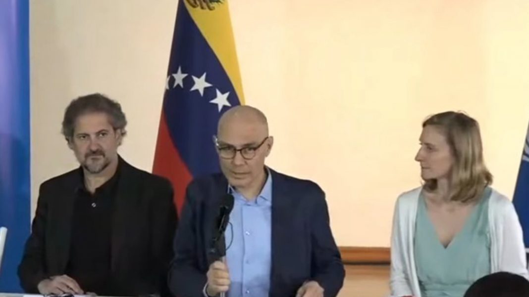 Volker Türk reconoce el daño del bloque en Venezuela, y pide levantar sanciones