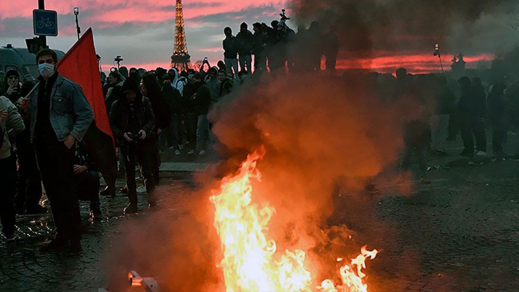 Reforma de pensiones de Macron desata nuevas protestas en Francia