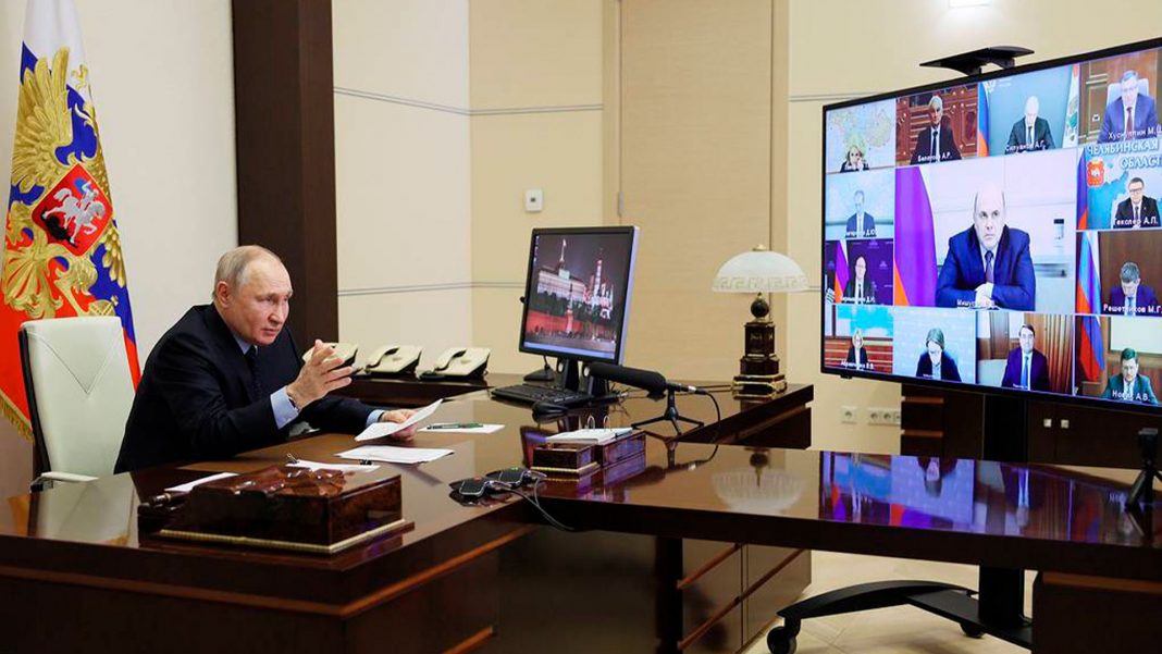 Vladimir Putin califica de dinámica positiva a la economía de Rusia