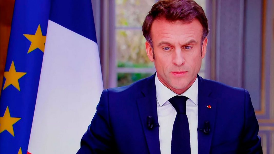 Emmanuel Macron insiste en su reforma de pensiones