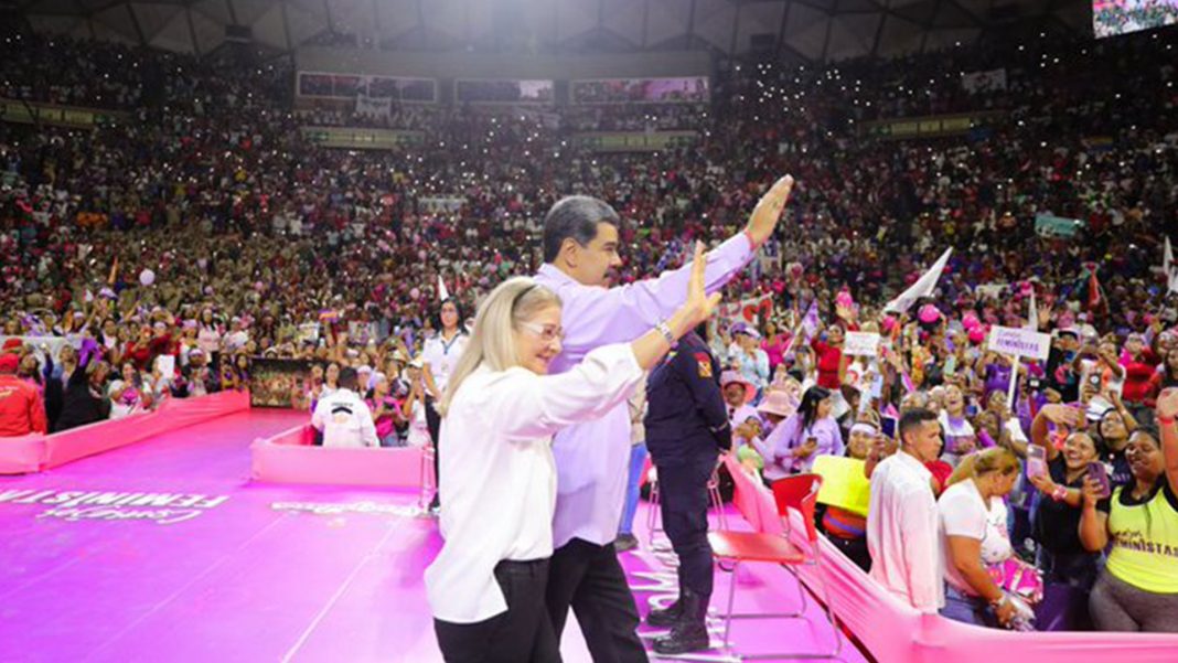 Maduro mujeres