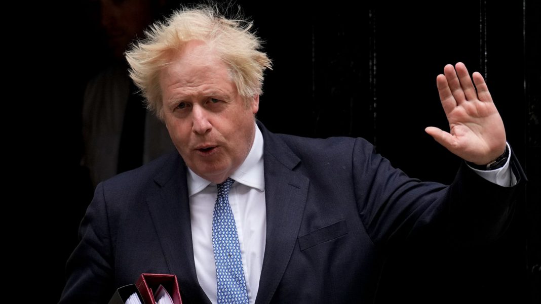 Boris Johnson dice que mintió de buena fe sobre el partygate
