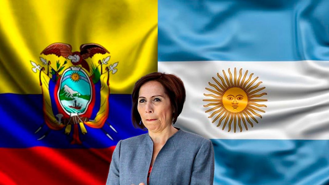 Ecuador y Argentina expulsan embajadores tras fuga de exministra Duarte