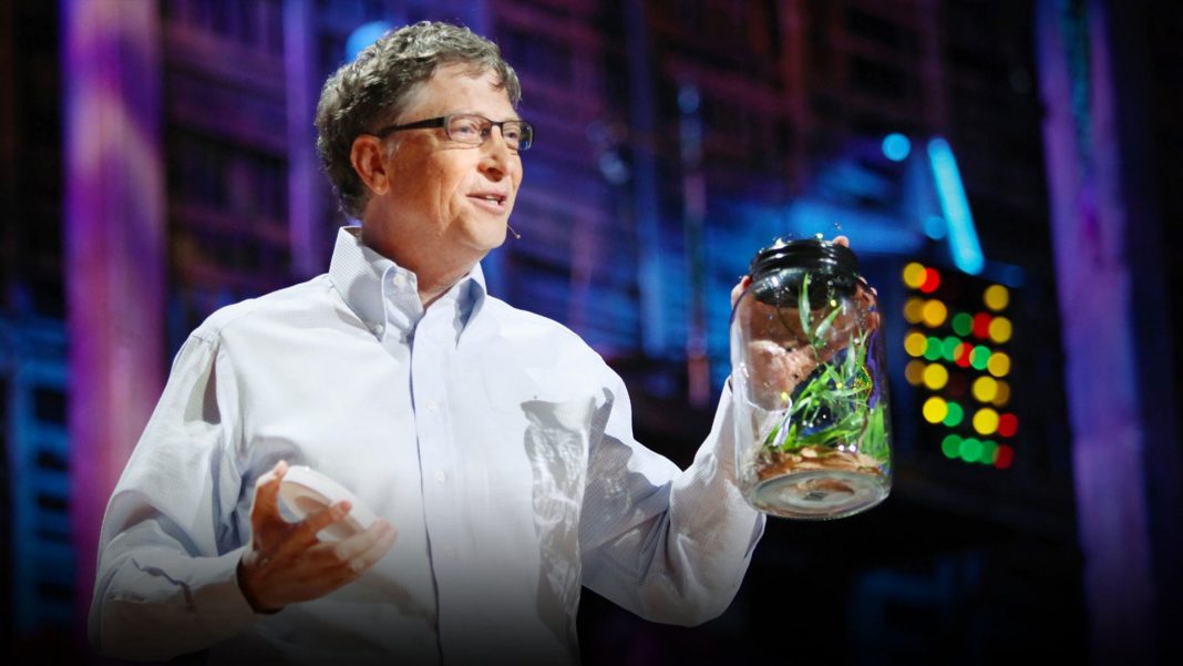 Bill Gates habla sobre los retos de pausar la Inteligencia Artificial