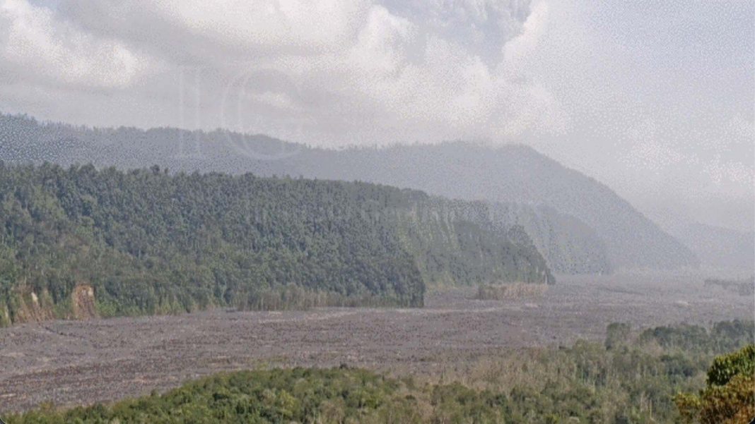 Ecuador activa monitoreo sobre volcán Sangay